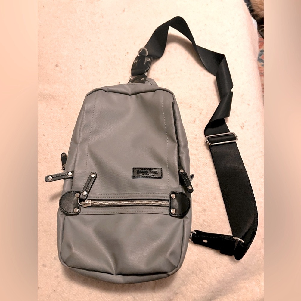 Harvest Label | Urban Sling Pack